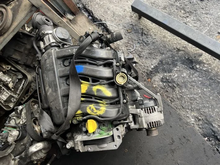 Dacia Logan 1.6 benzinli motor çıkma orjinal garantili muayyer 2004-2009