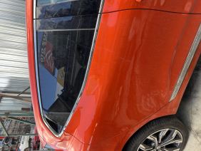 Clio 5 sağ arka kapı turuncu hatasız boyasız dolu çıkma orjinal