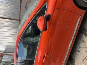 Clio 5 turuncu dolu sağ ön kapı hatasız boyasız çıkma orjinal