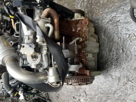 Dacia Sandero 1.5 dizel çıkma motor komple dolu garantili muayyer 2009-2012