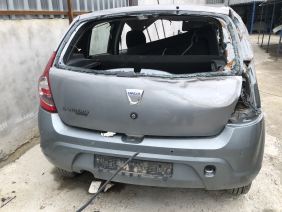 Dacia sandero arka komple  2009-2012 