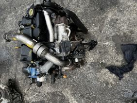 Sandero 1.5 dizel 105 beygir  komple dolu motor  garantili muayyer 2008-2012